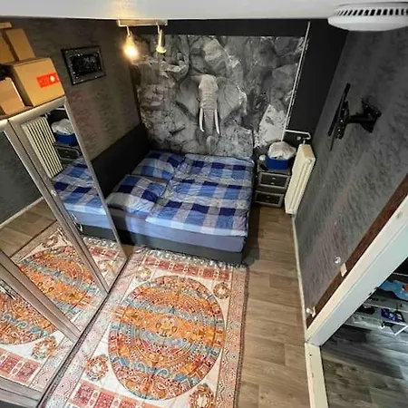 Lejlighed Xl Bett King Privates In Center *